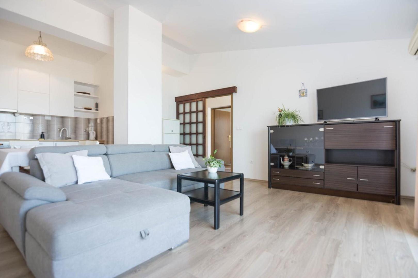 Apartment Rajna 비오그라드나모루 외부 사진